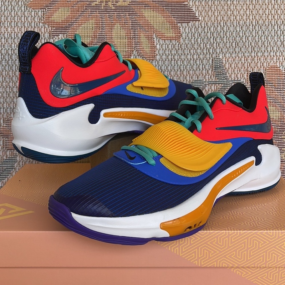 Nike Zoom Freak 3 'AntetokounBros' WMNS Sneakers